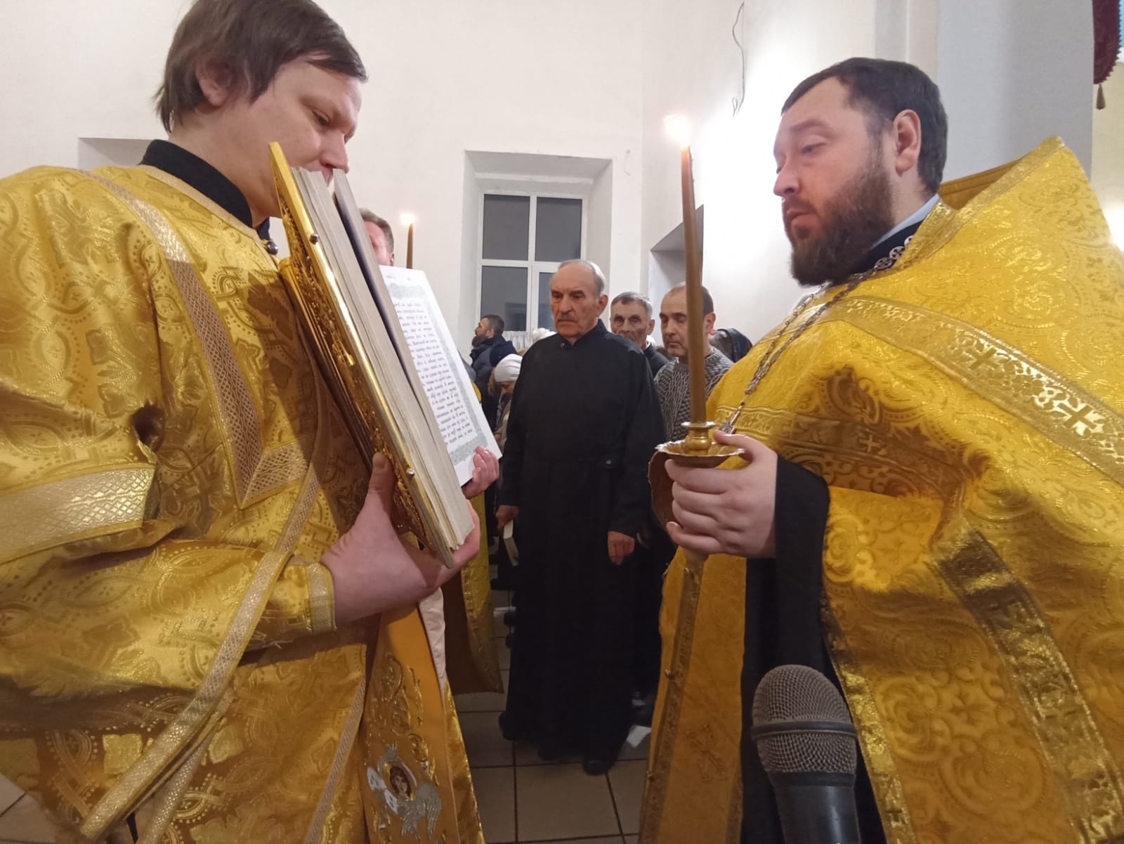 Протоиерей Антоний Шварев совершил Новогодний молебен