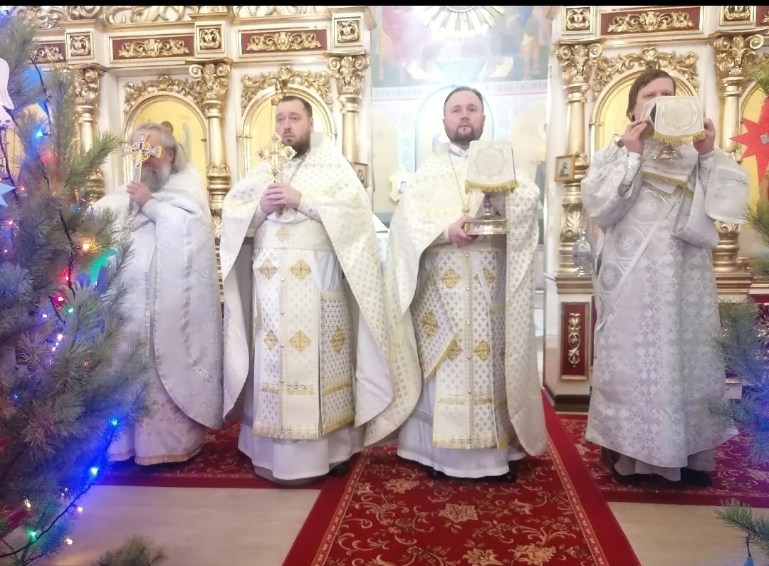 Всенощное бдение в канун праздника Рождества Христова