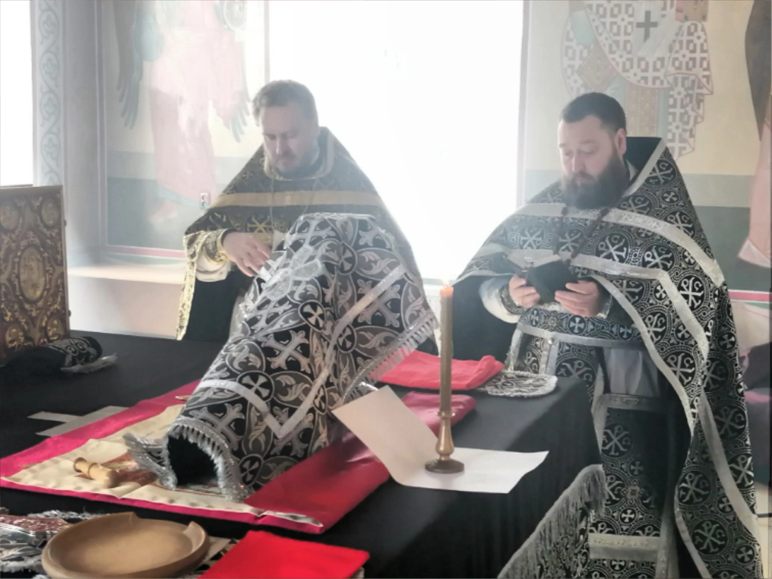 Протоиерей Александр Филиппов совершил Божественную Литургию Преждеосвященных Даров