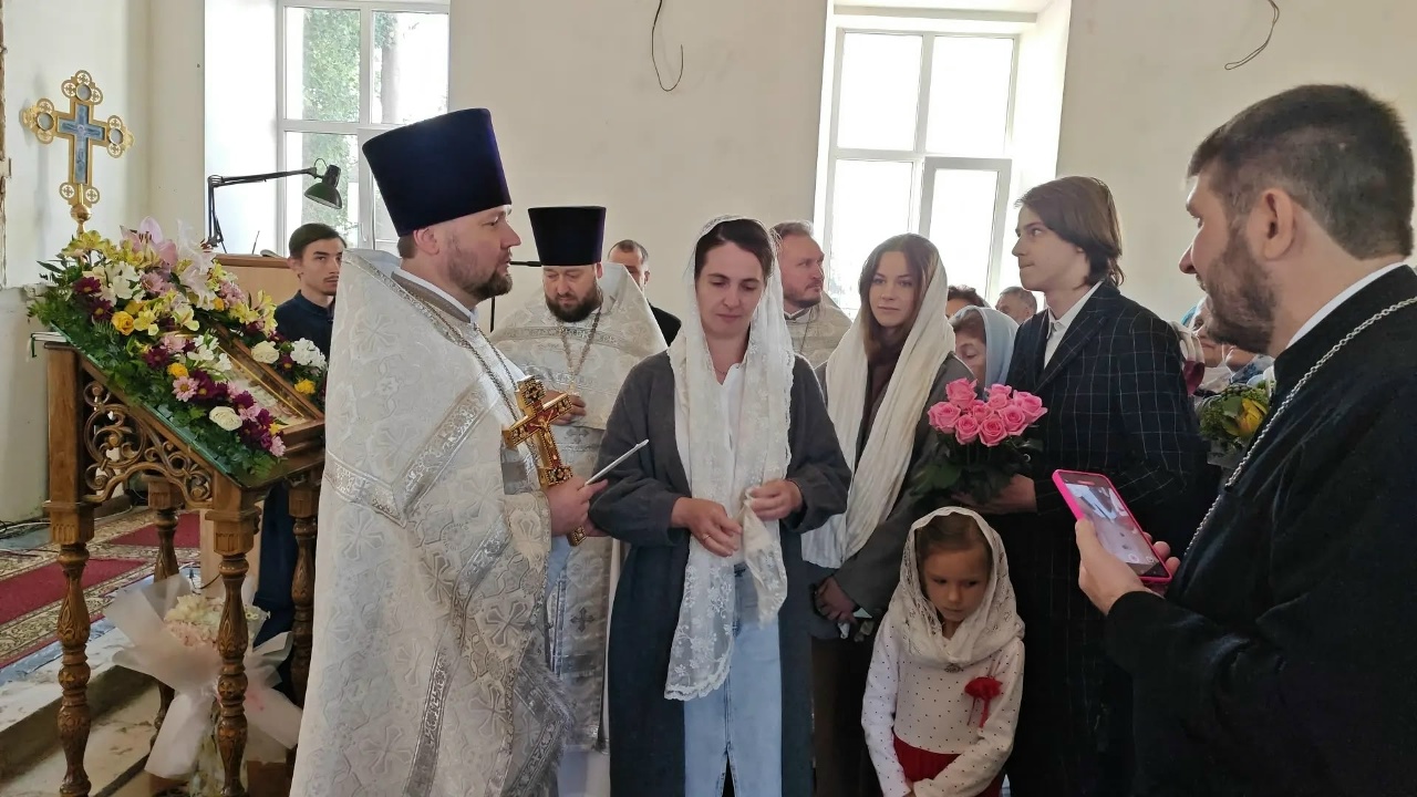 Поздравление с Днём рождения настоятеля протоиерея Александра Филиппова