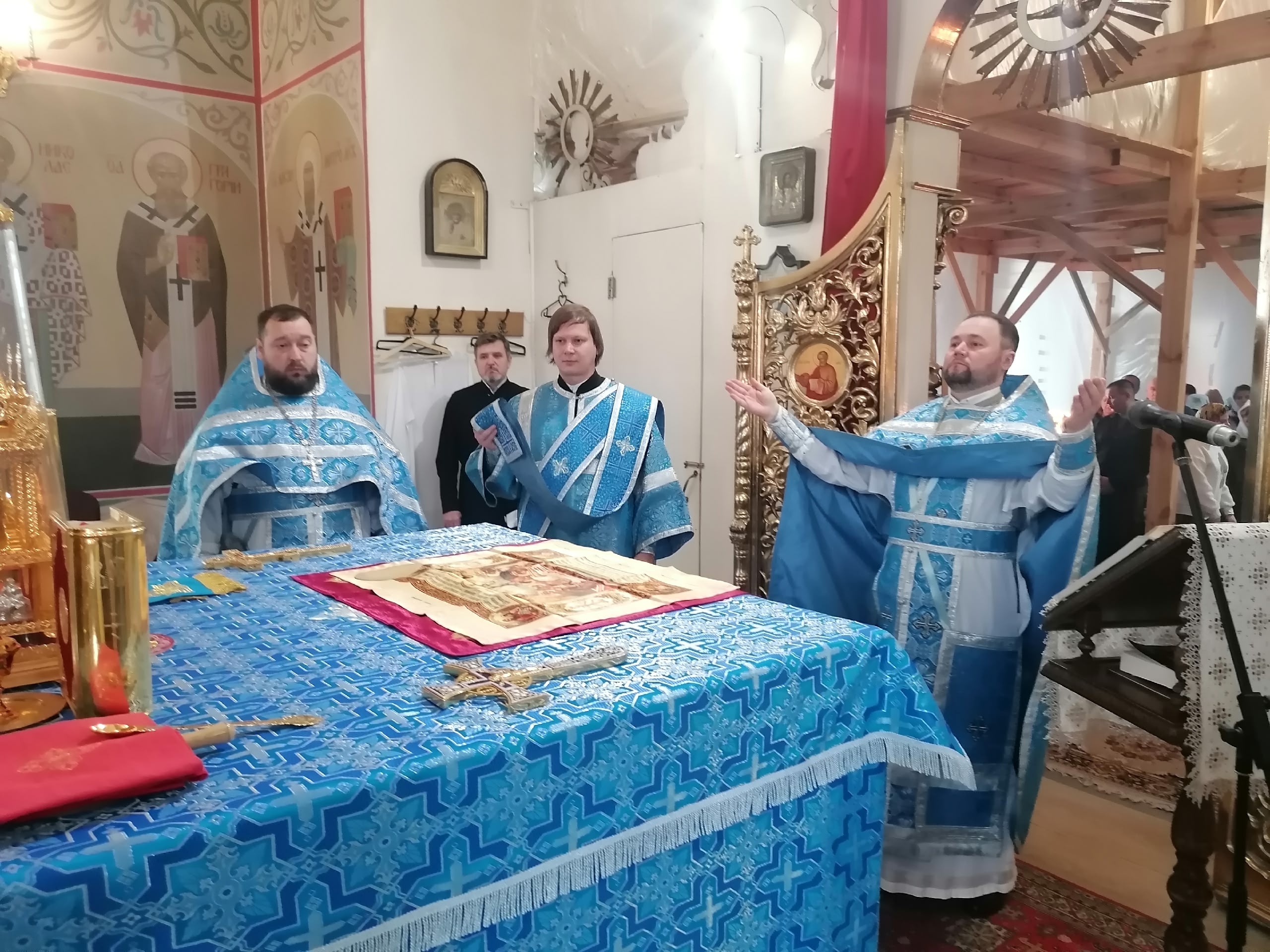 Празднование Казанской иконы Божией Матери