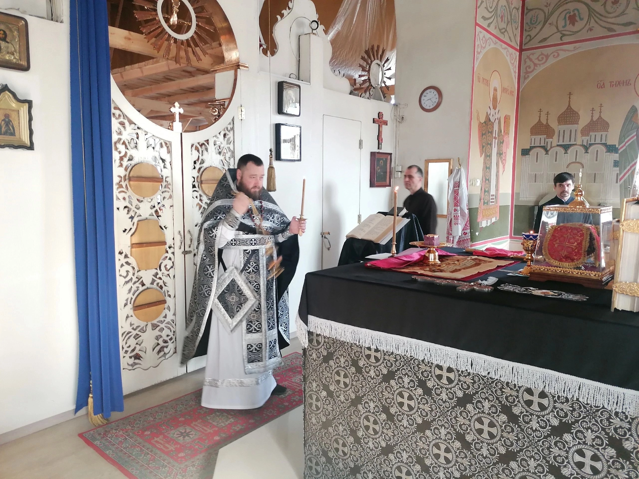 Протоиерей Антоний Шварёв совершил Божественную Литургию Преждеосвященных Даров