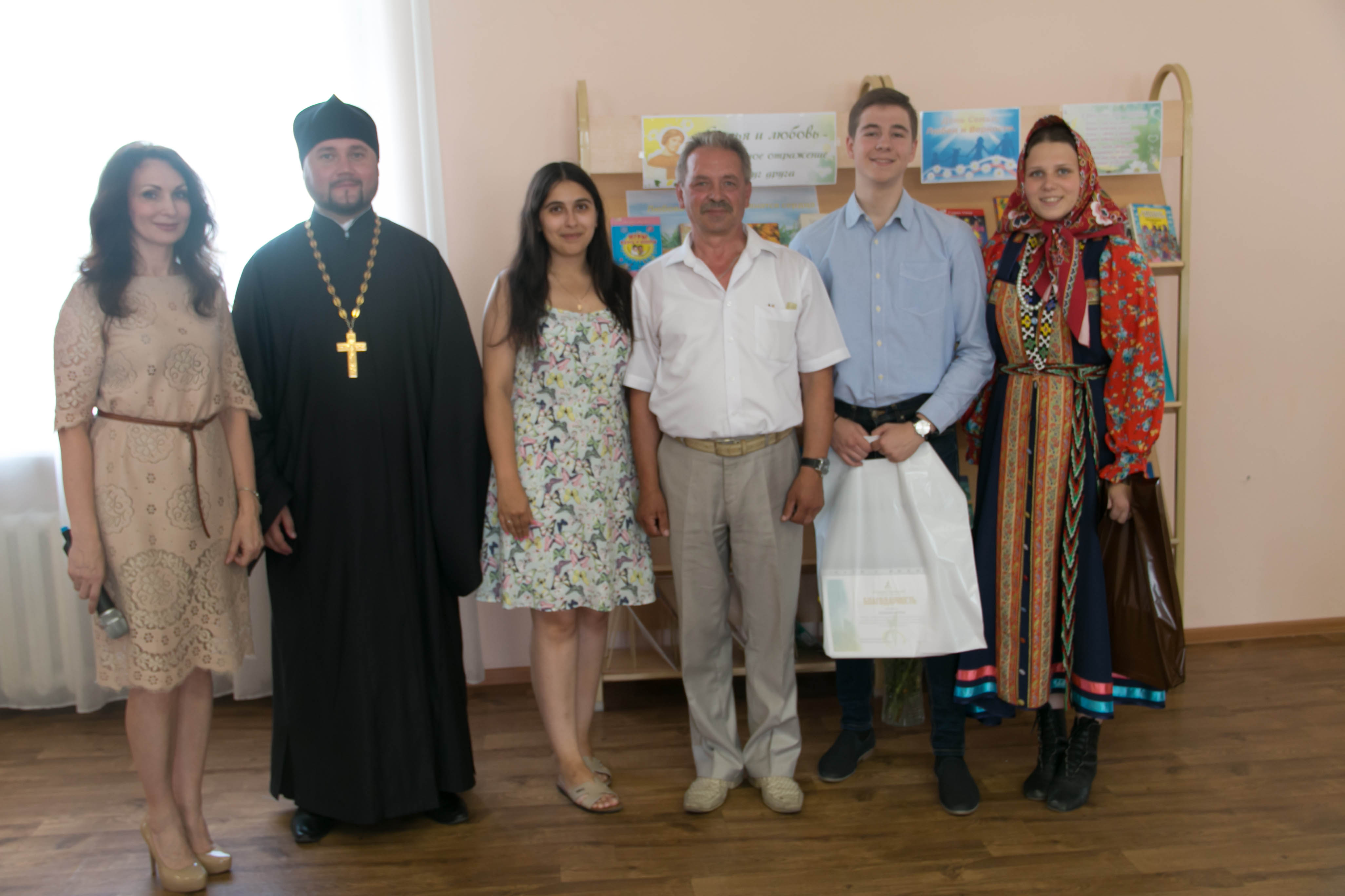 Протоиерей Александр Филиппов принял участие в торжественном мероприятии ко Дню семьи, любви и верности «Семья начинается с «МЫ»