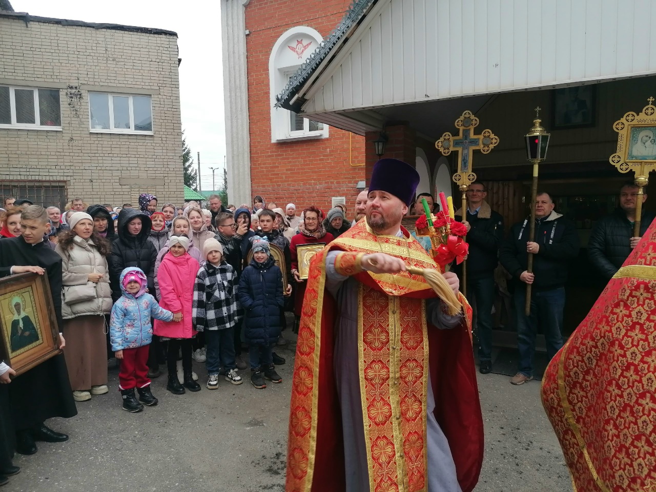 Неделя жен-мироносиц