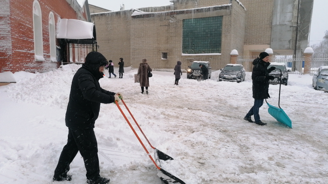 Настоятель выразил благодарность прихожанам