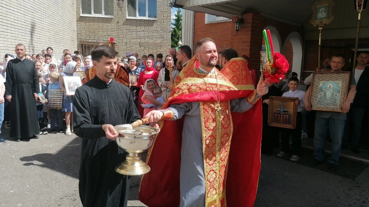 Богослужения в Неделю о слепом 