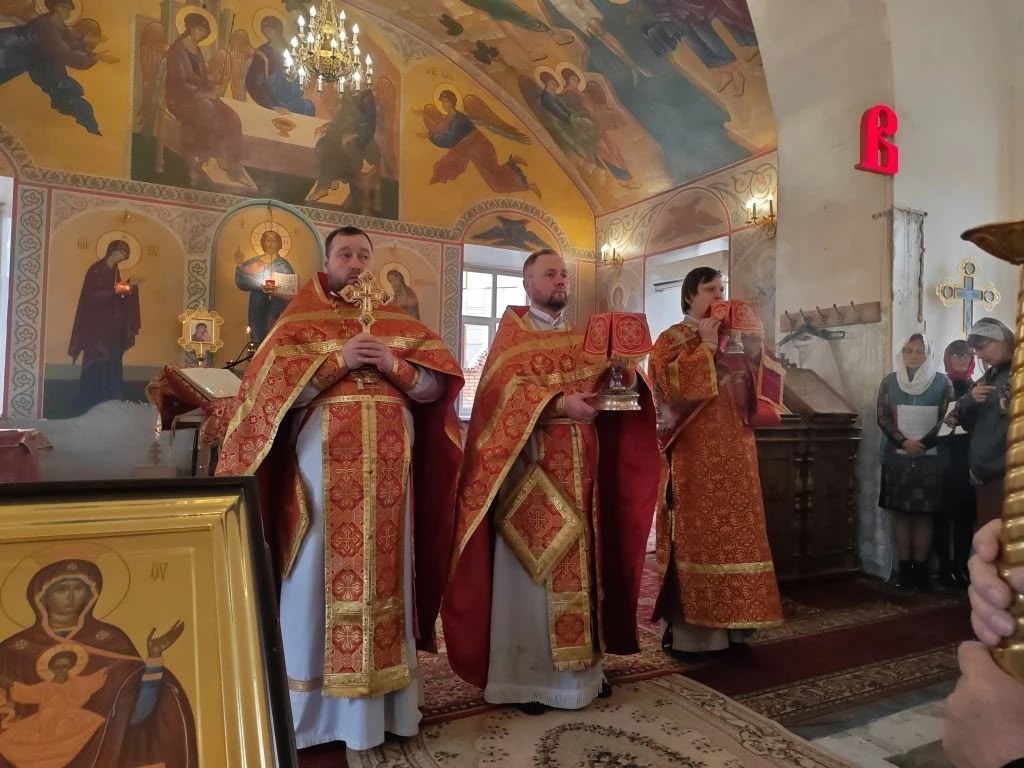 Празднование Радоницы в нашем храме