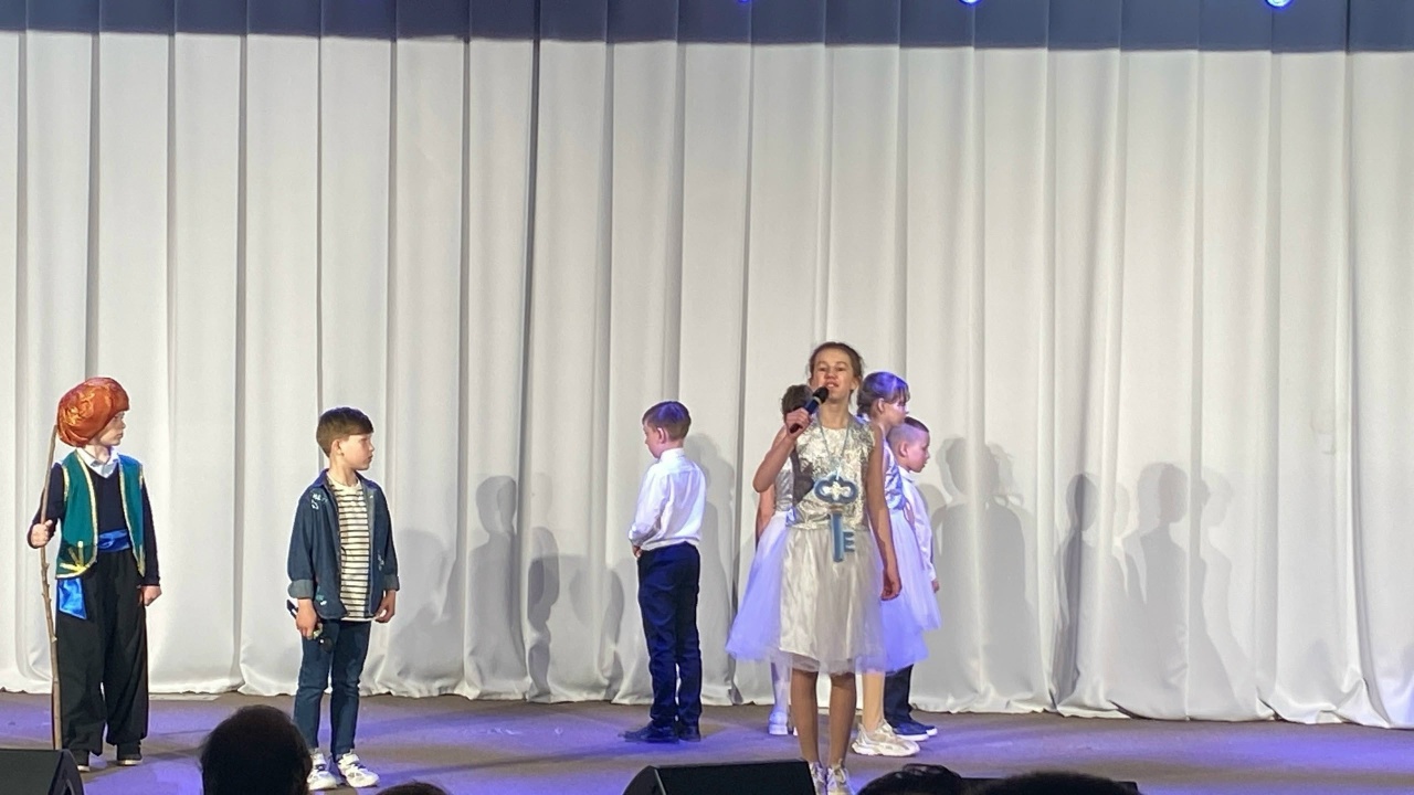 Дети из воскресной школы участвовали в IV Театральном фестивале воскресных школ "Добрые сказки"