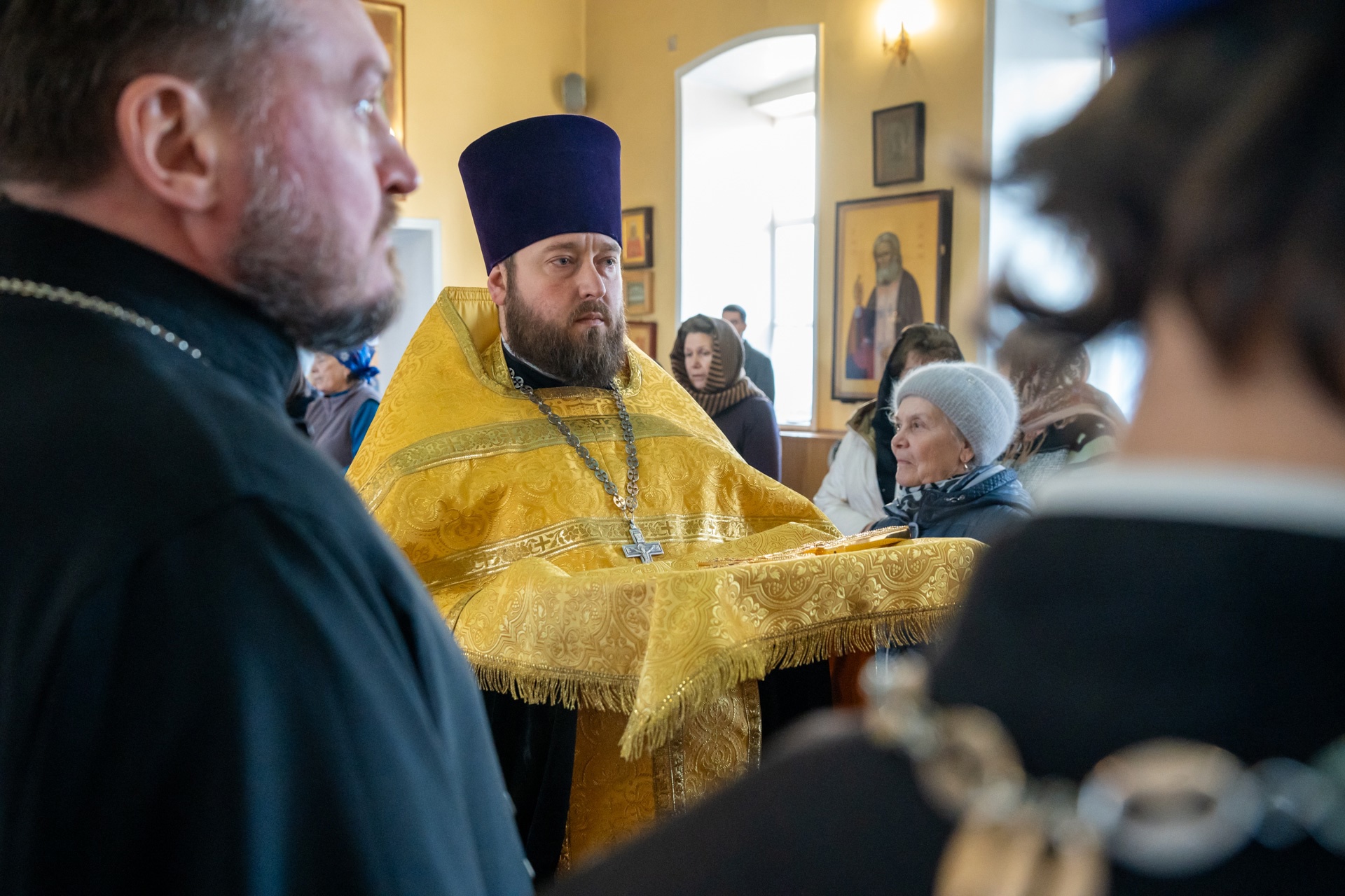 Митрополит Серафим совершил чин Пассии в нашем храме   