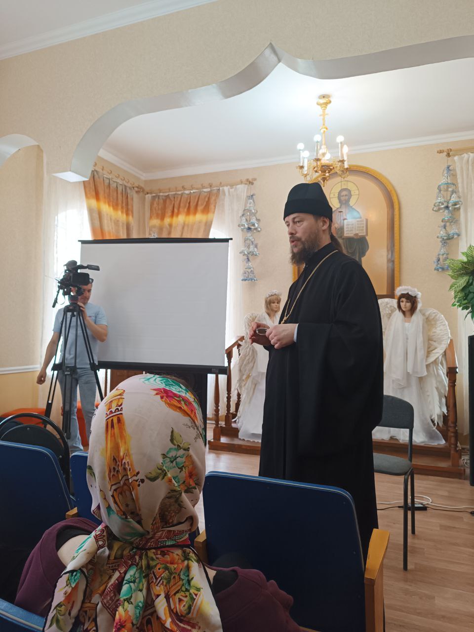 Иерей Сергий Карасёв присутствовал на встрече с заместителем Синодального отдела религиозного образования и катехизации игуменом Иоанном Рубиным 