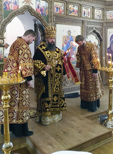Митрополит Серафим совершил хиротонию священнослужителей