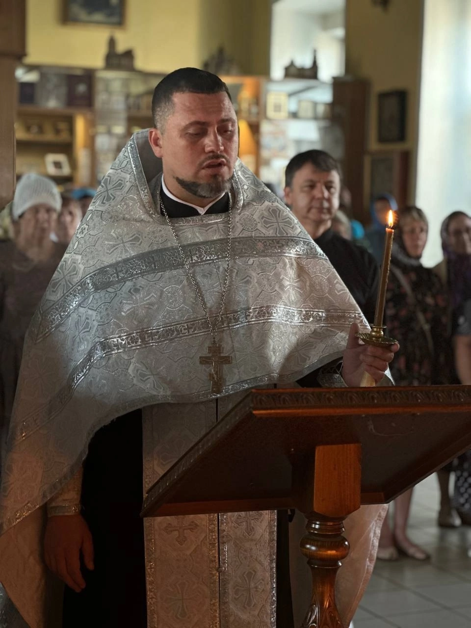 Вечернее богослужение в канун Троицкой родительской субботы