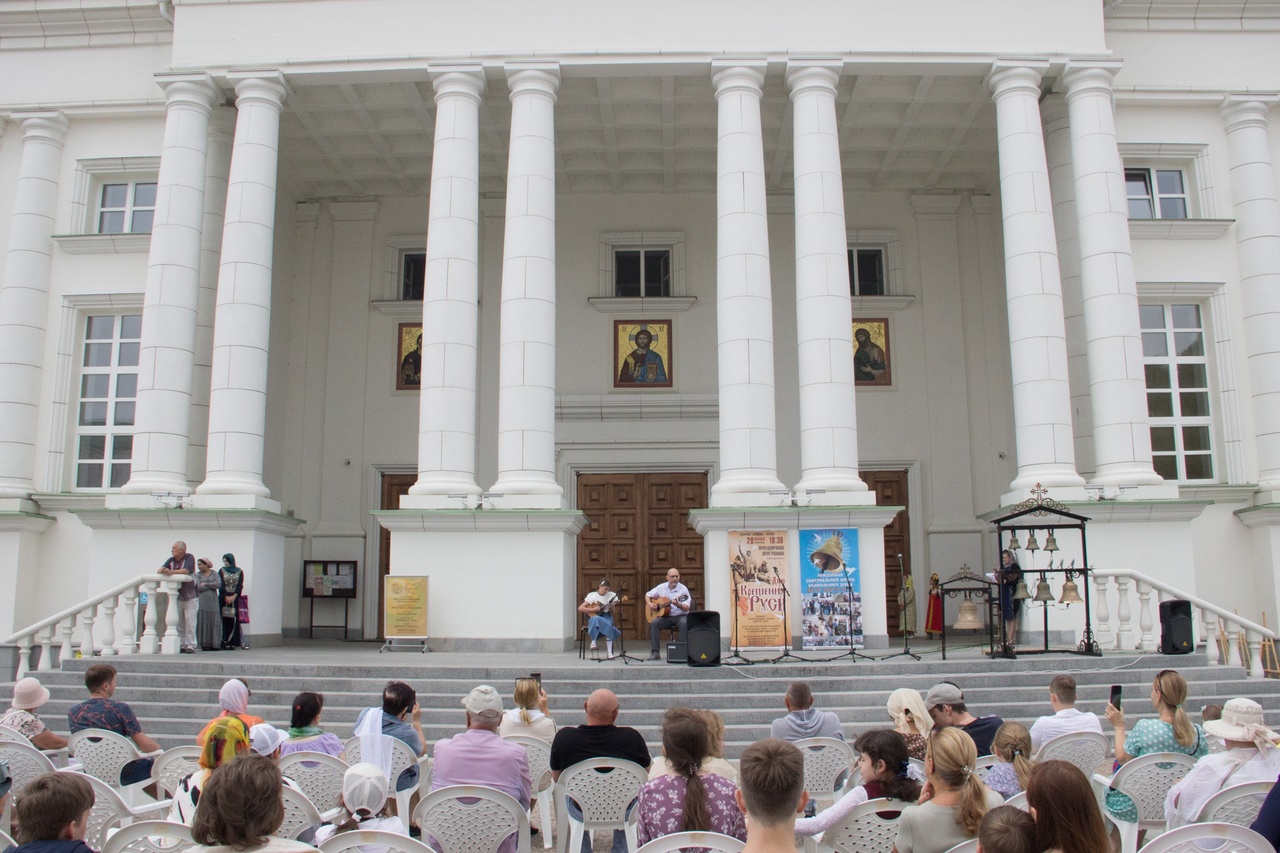 Воспитанники воскресной школы участвовали в праздничном концерте «Колокольные звоны Святой Руси»