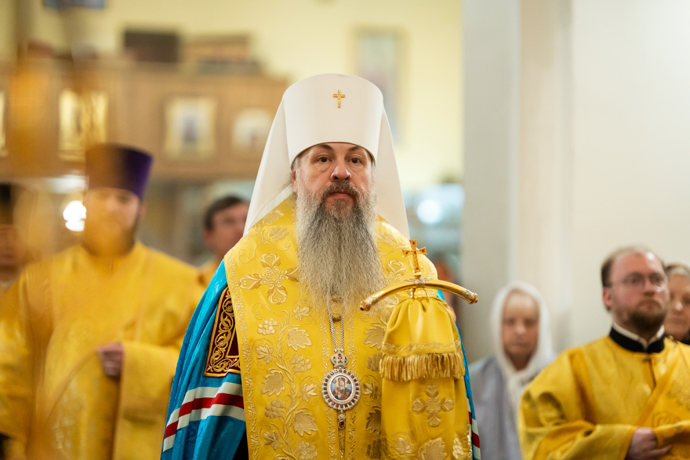 В канун престольного праздника митрополит Серафим совершил всенощное бдение в нашем храме