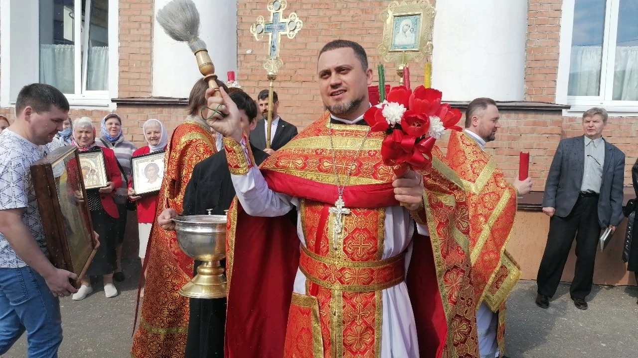 В субботу Светлой седмицы протоиерей Александр Филиппов совершил Божественную литургию