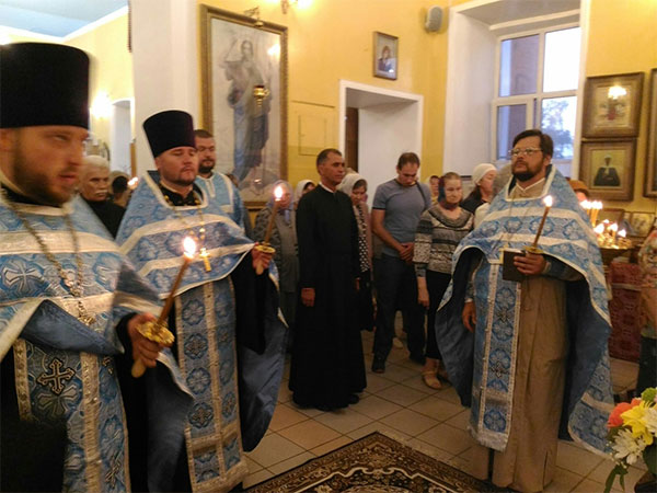 Всенощное бдение накануне Рождества Пресвятой Владычицы нашей Богородицы и Приснодевы Марии.