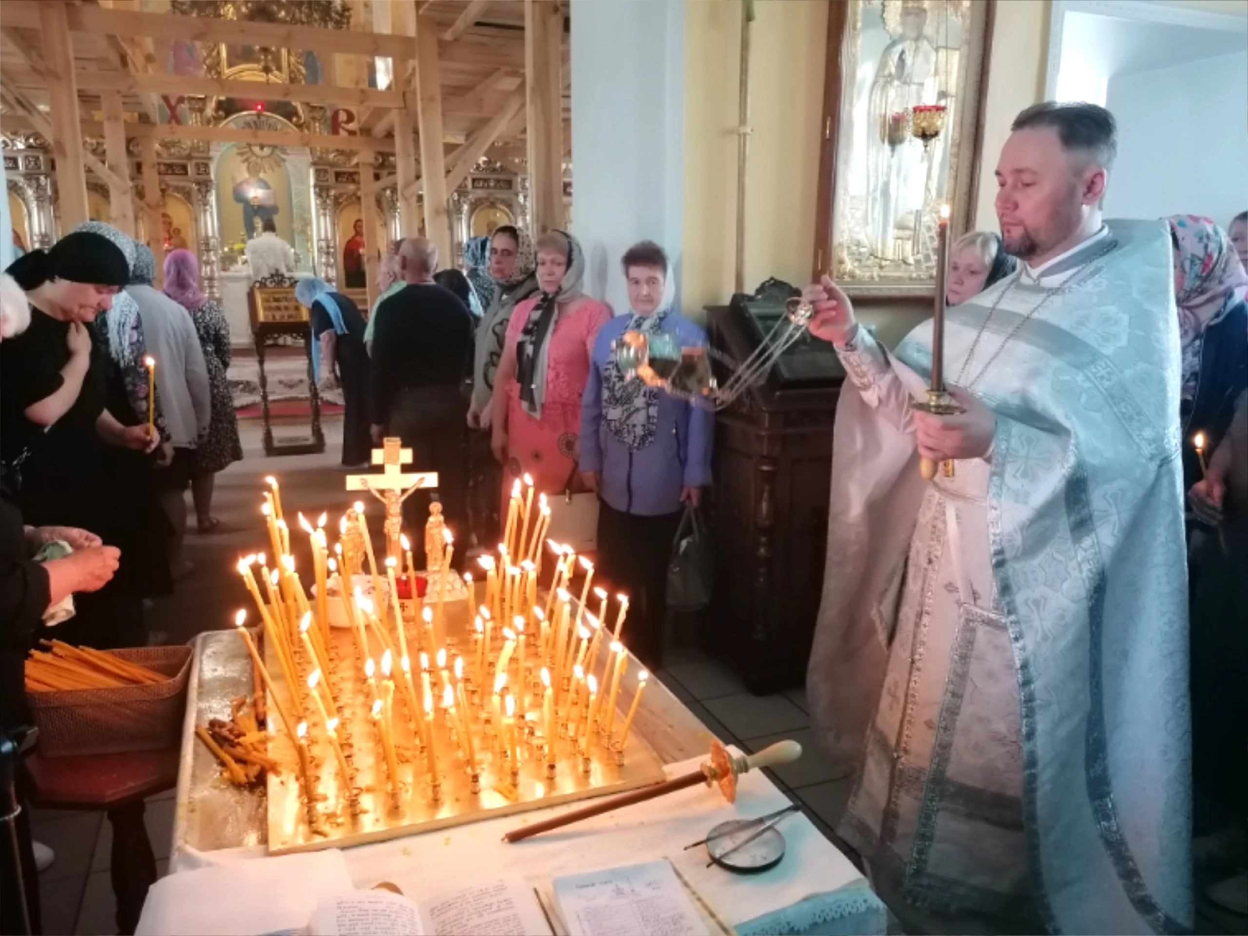 Троицкая родительская суббота