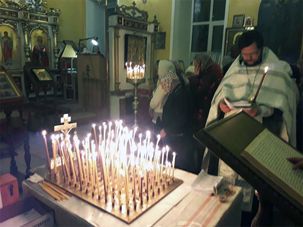 Заупокойное богослужение в канун Димитриевской родительской субботы