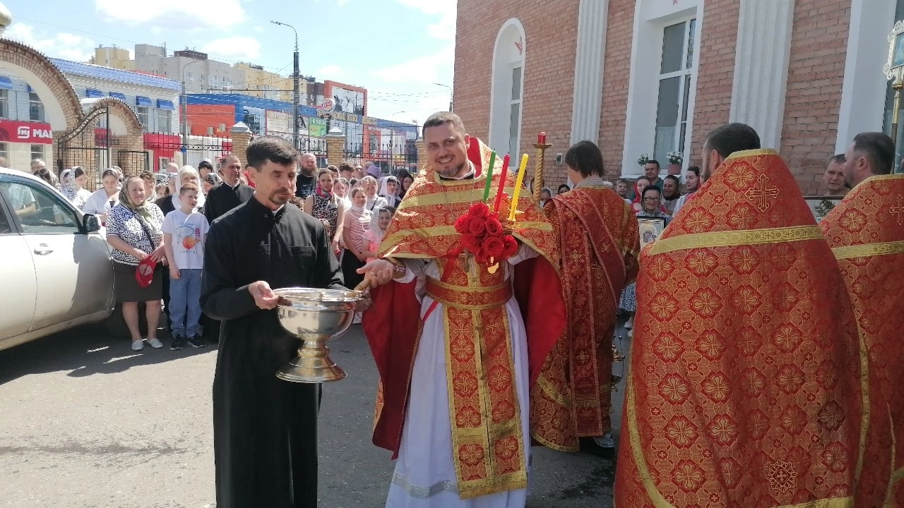 Богослужения в Неделю о слепом 