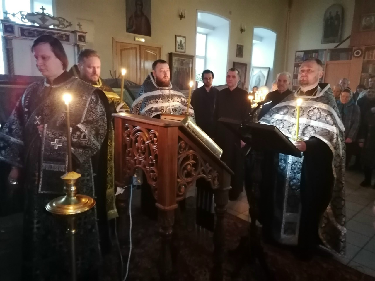 Вечерня с чином Пассии