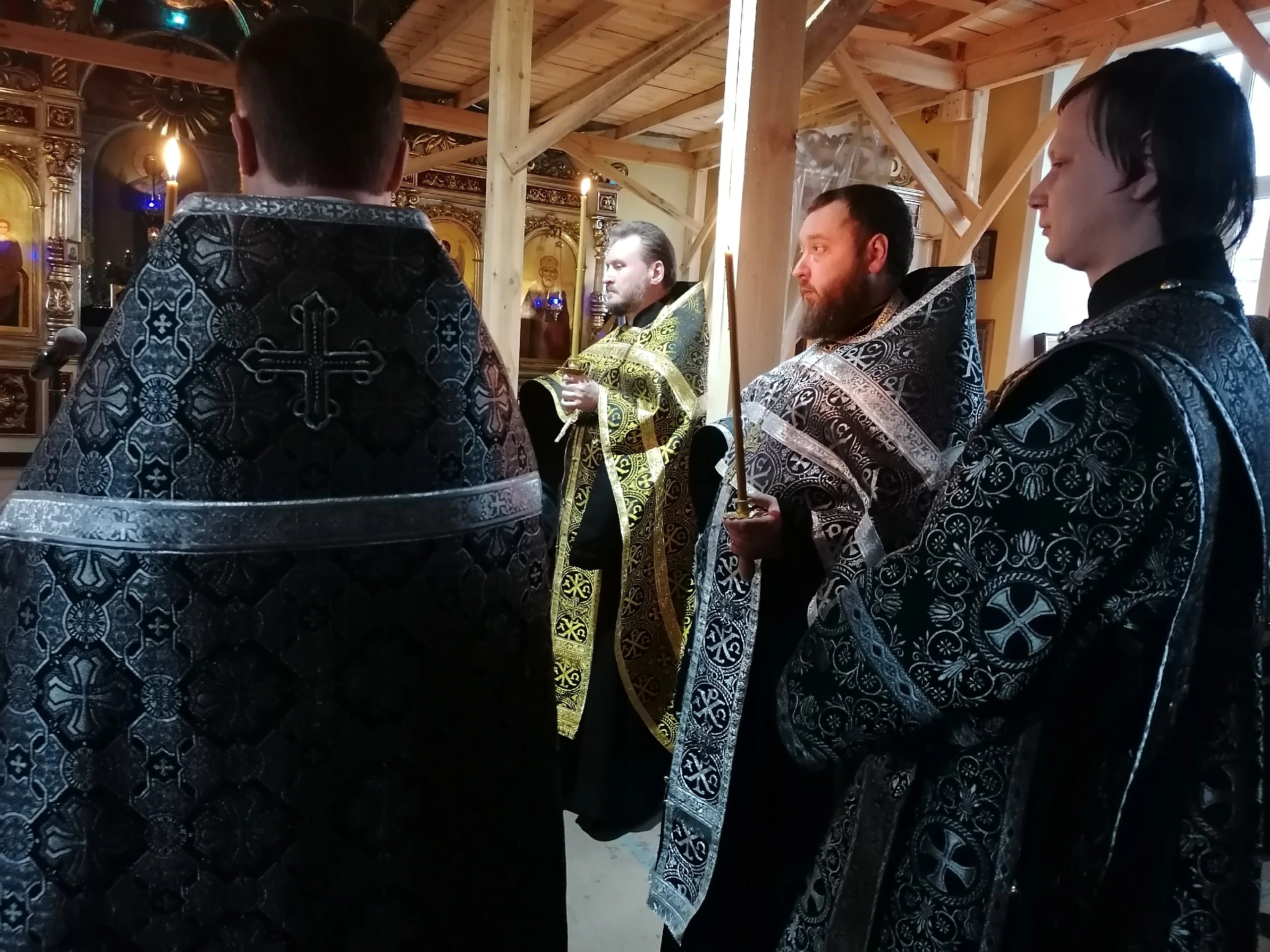 Вечерня с чином Пассии