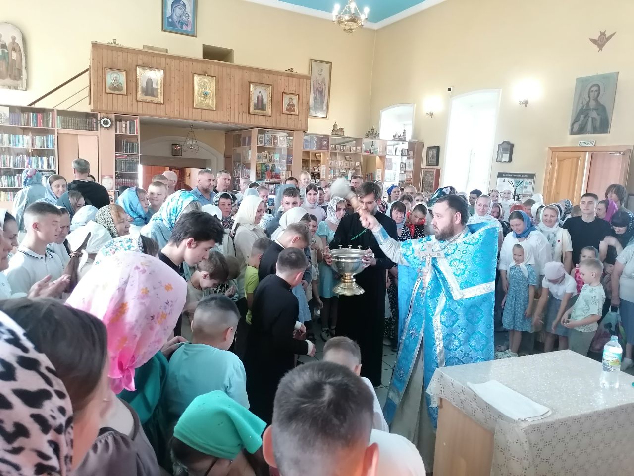 Богослужения в Неделю 12-ю по Пятидесятнице