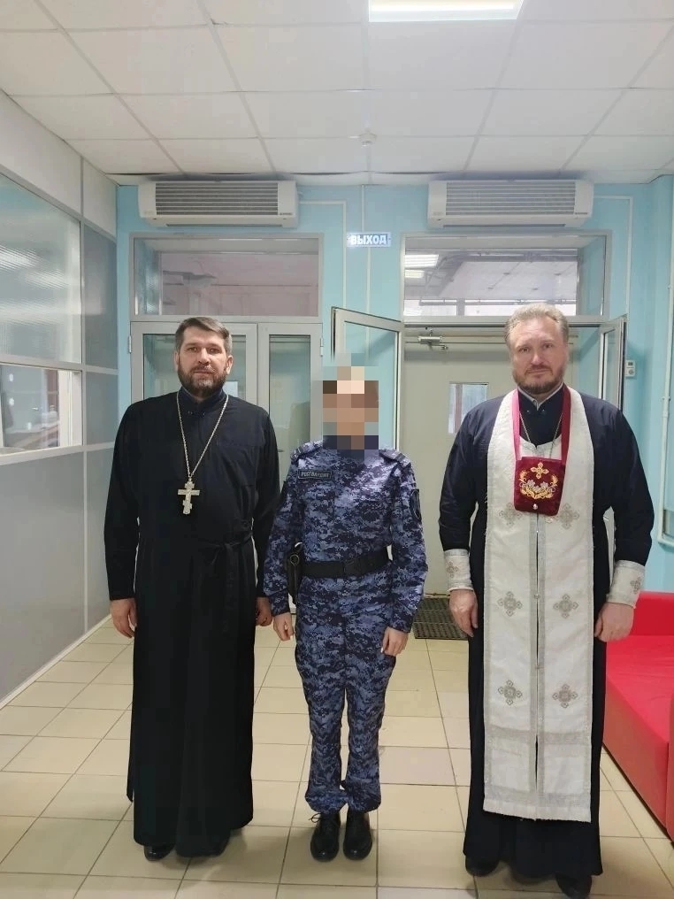 Священники посетили раненых