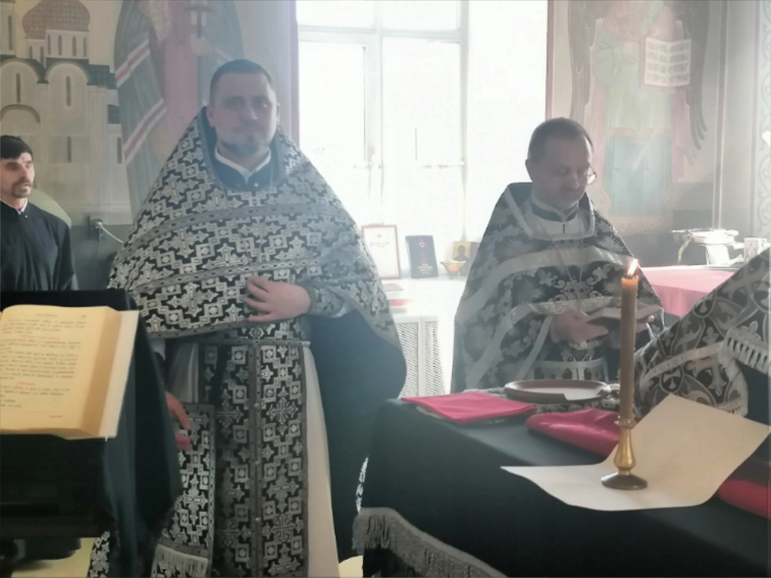 Протоиерей Александр Филиппов совершил Божественную Литургию Преждеосвященных Даров