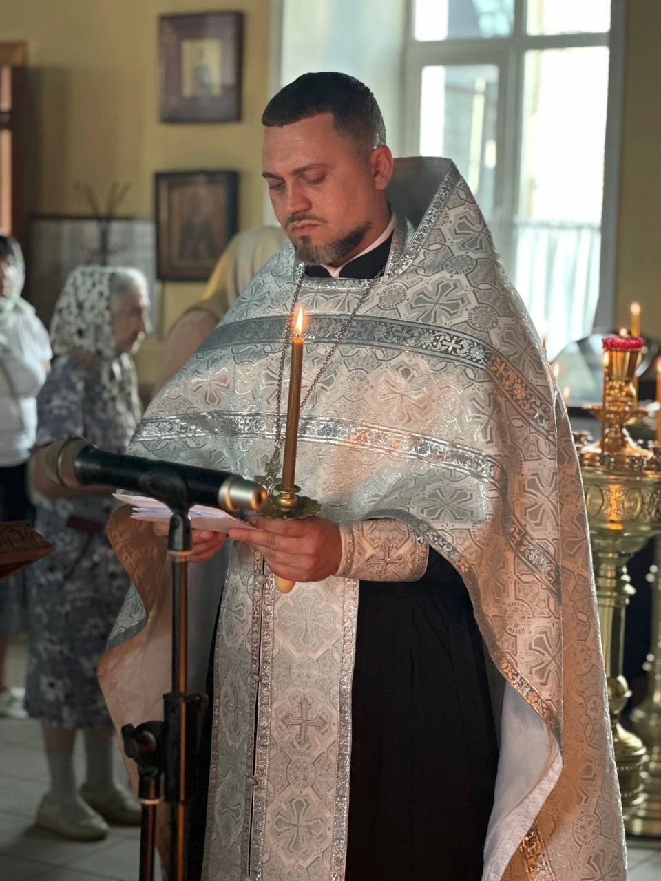 Вечернее богослужение в канун Троицкой родительской субботы