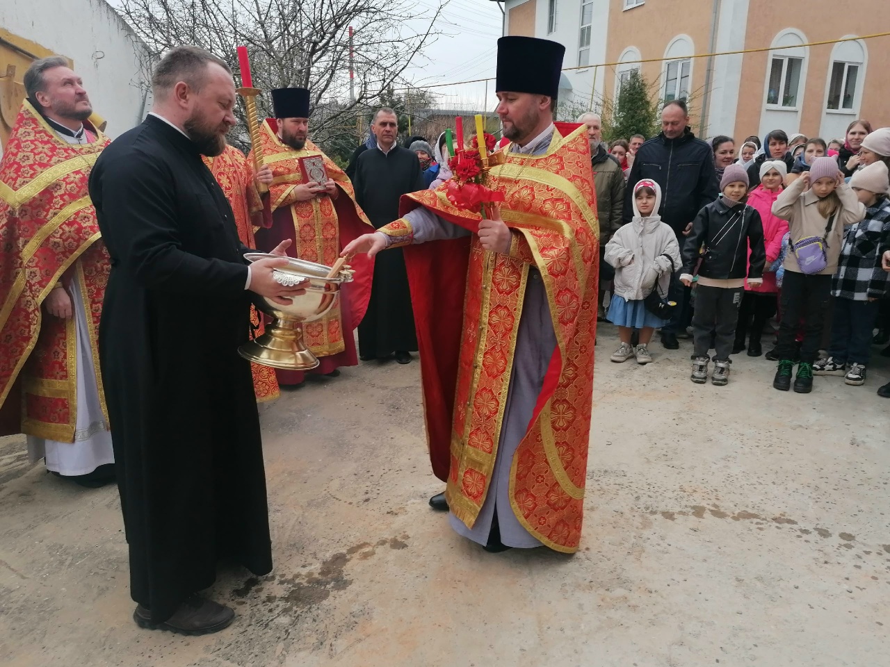 Неделя жен-мироносиц