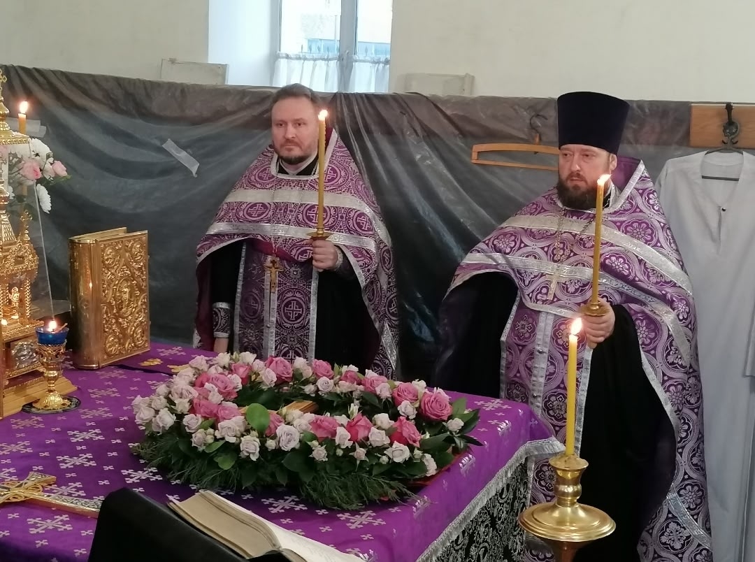 Всенощное бдение в канун Крестопоклонной Недели Великого поста
