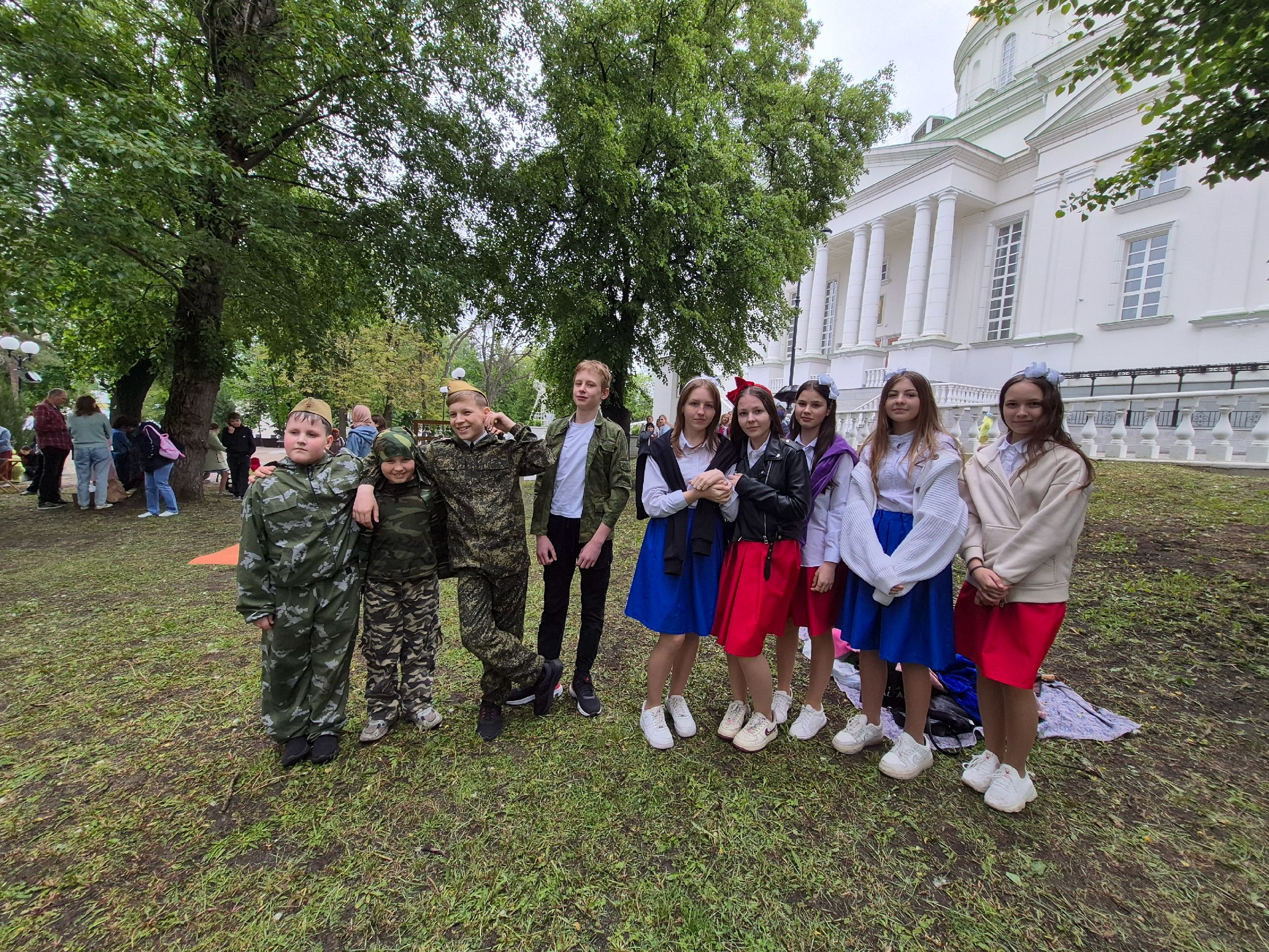 18 мая 2025 года прошёл VI музыкальный, епархиальный фестиваль воскресных школ «ПАСХАЛЬНЫЙ ПИКНИК 2025", который состоялся в Лермонтовском сквере у Спасского кафедрального собора.