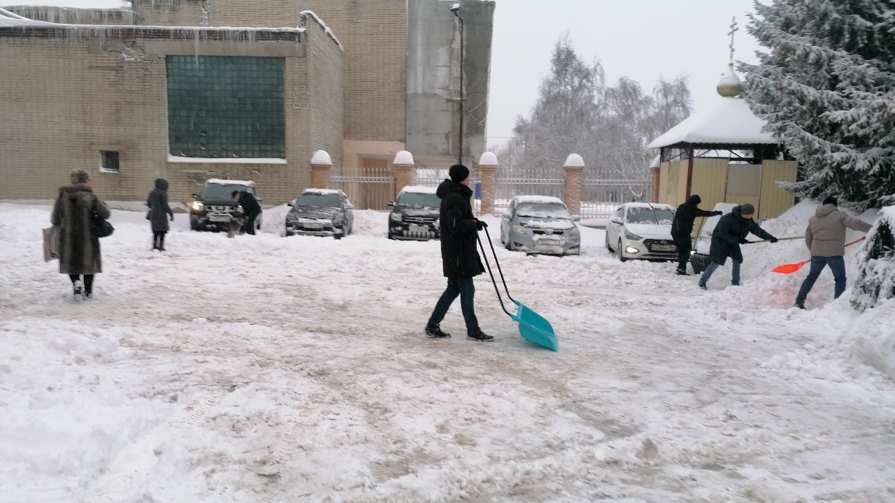 Настоятель выразил благодарность прихожанам