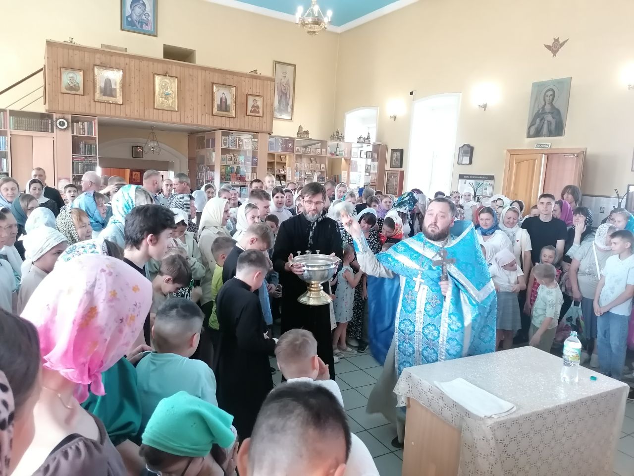 Богослужения в Неделю 12-ю по Пятидесятнице