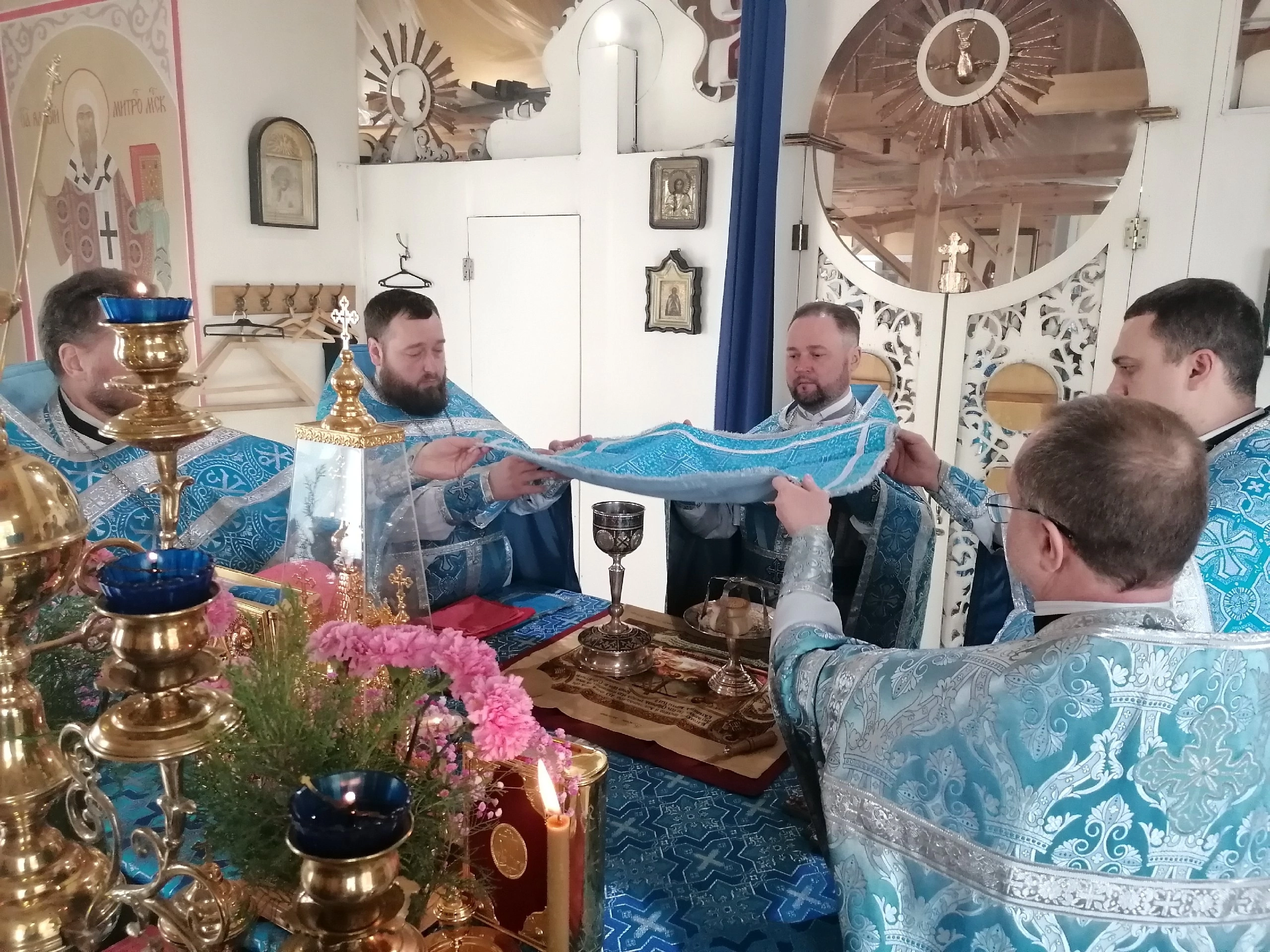 Празднование Похвалы Пресвятой Богородицы