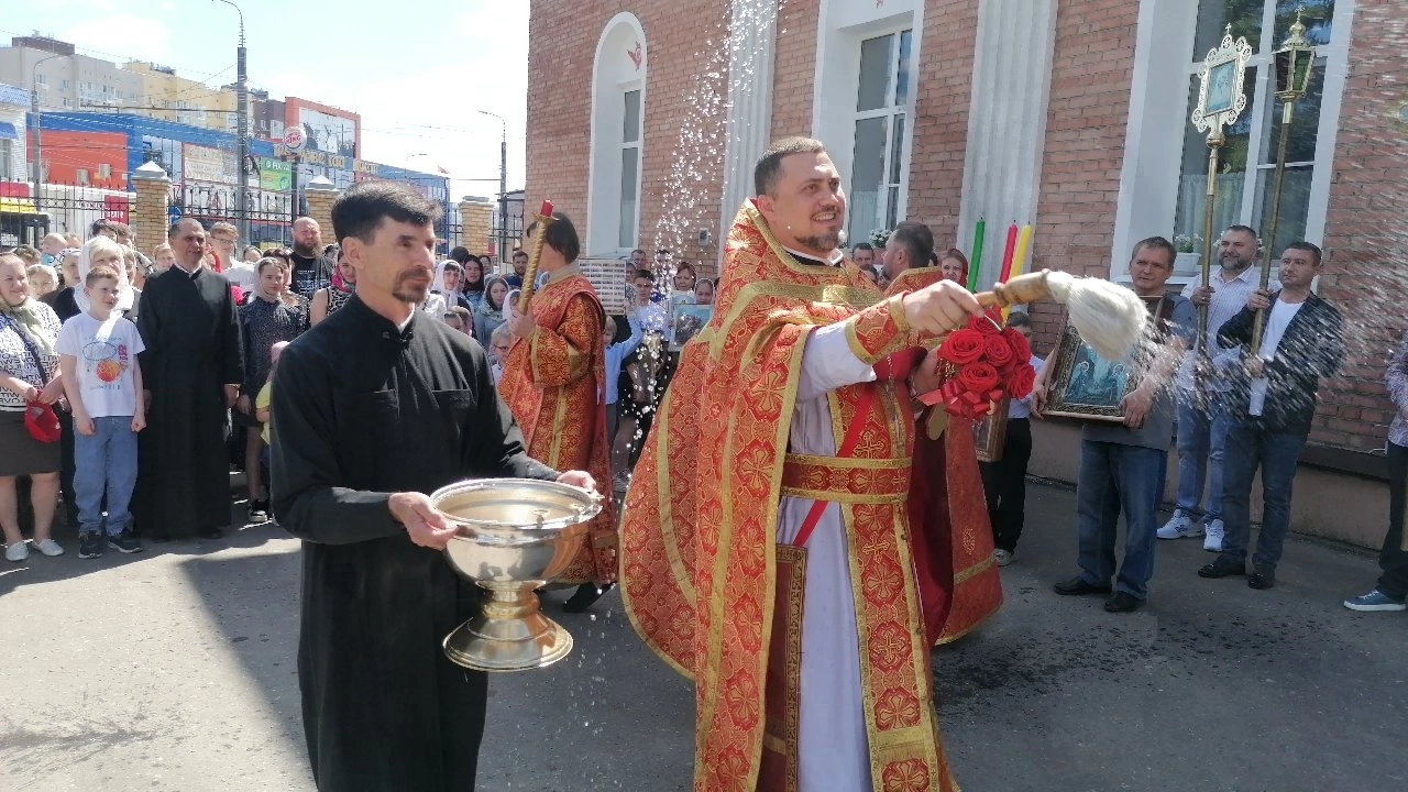 Богослужения в Неделю о слепом 