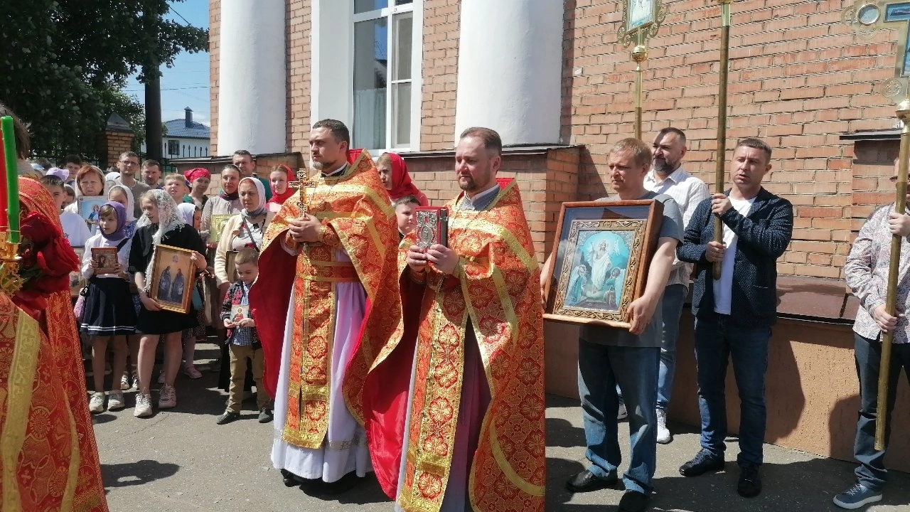 Богослужения в Неделю о слепом 