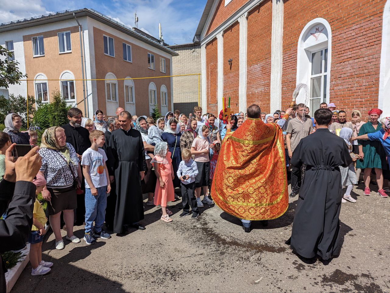 Богослужения в Неделю о слепом 