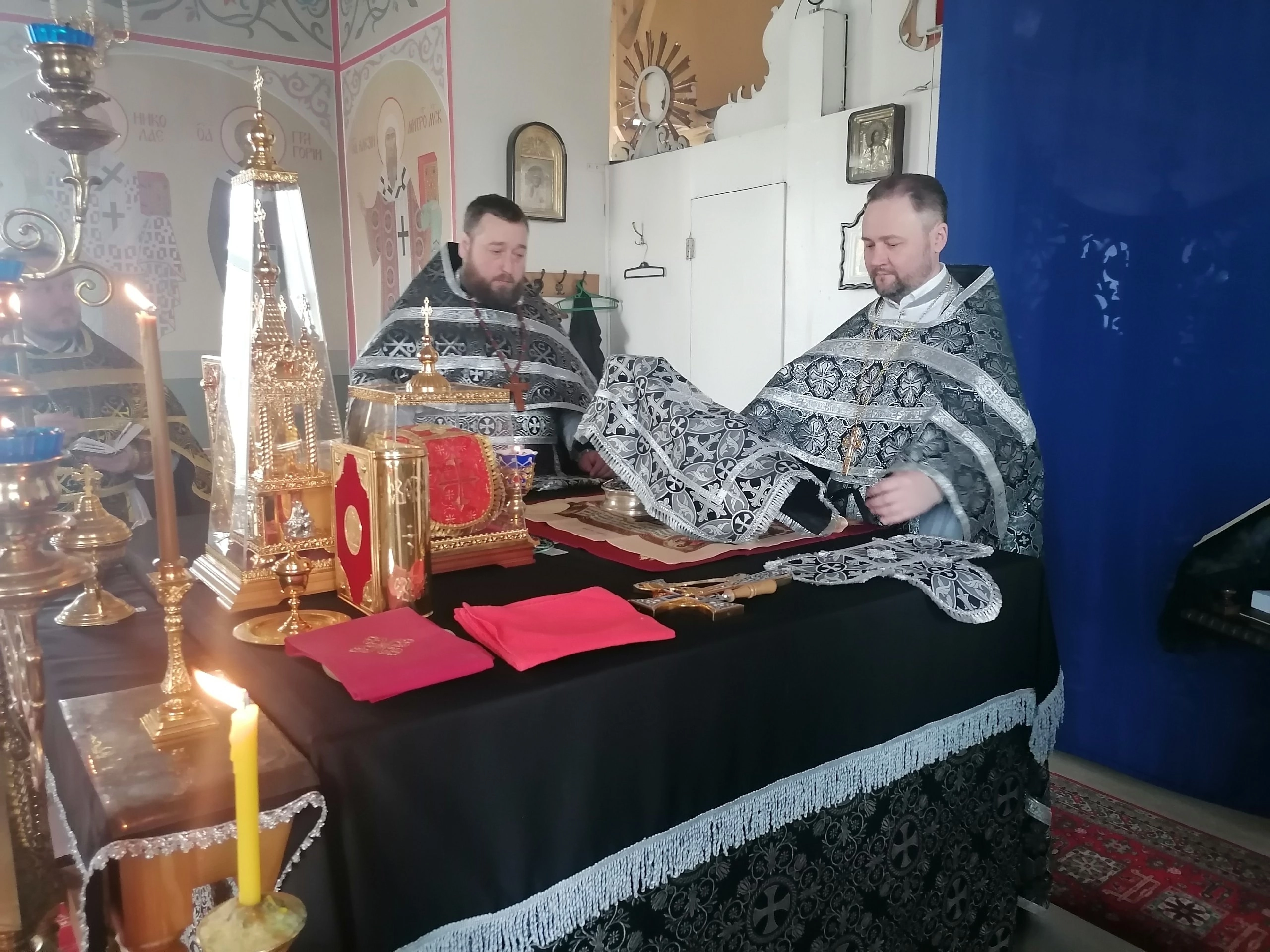 Протоиерей Александр Филиппов совершил Литургию Преждеосвященных Даров