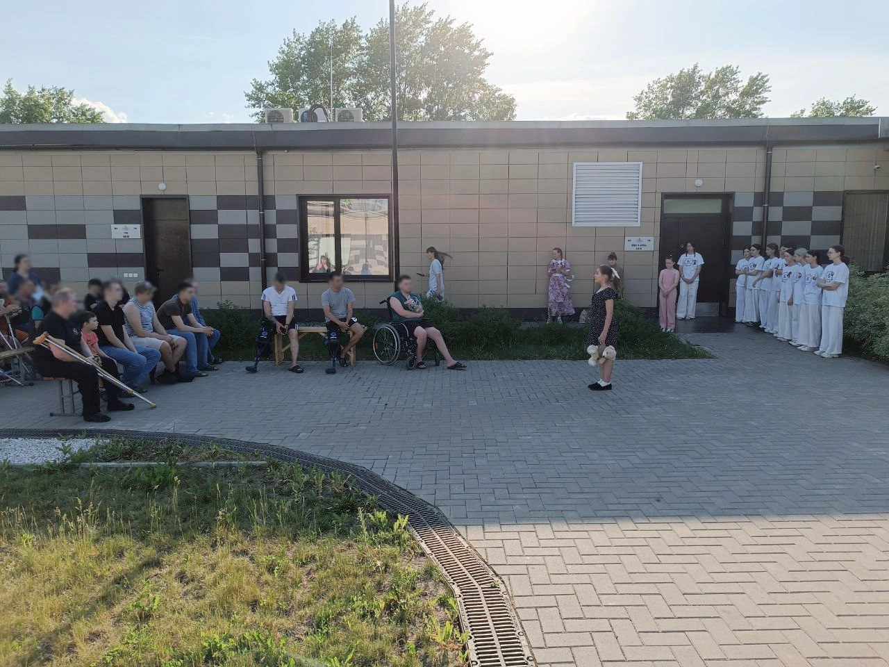 Состоялся концерт для раненых бойцов СВО 