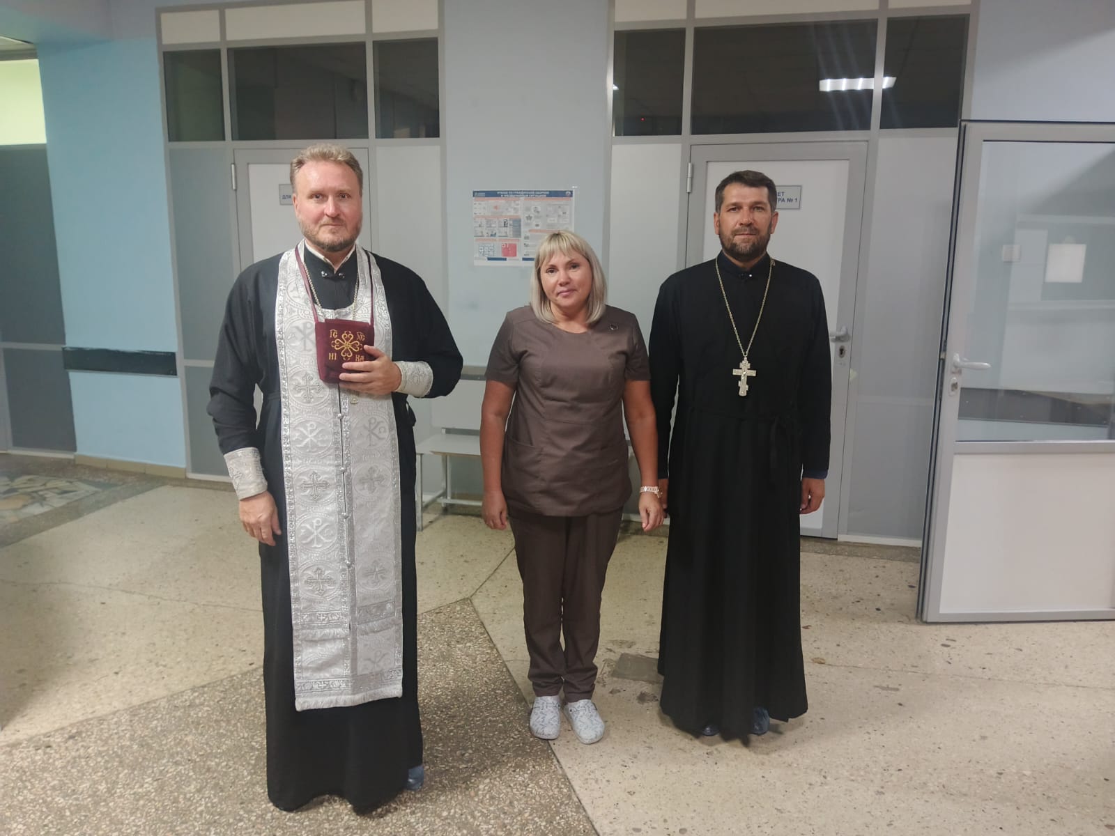 Священники посетили раненых участников СВО в военном госпитале Пензы