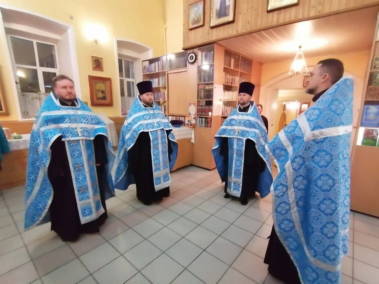 Всенощное бдение в канун празднования Введения во храм Пресвятой Богородицы
