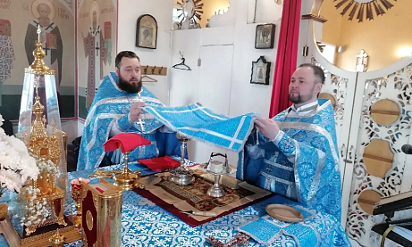 Богослужения в Неделю о блудном сыне 