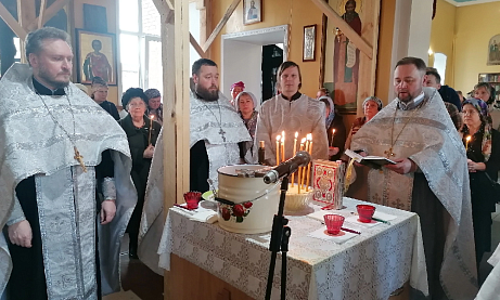 Протоиерей Александр Филиппов совершил Таинство Соборования 