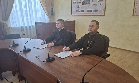 Настоятель Никольского храма протоиерей Александр Филиппов принял участие в беседе с митрополитом Каирским и Северо-Африканским Константином