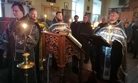 Вечерня с чином Пассии