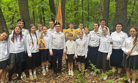 Воспитанники воскресной школы "Азбука веры" участвовали в походе «Лесной Город»