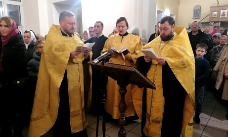 Протоиерей Антоний Шварев совершил Новогодний молебен