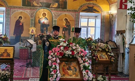 Всенощное бдение в канун праздника Троицы