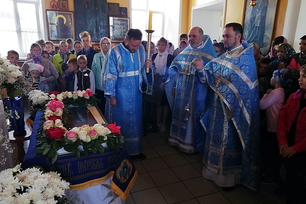 Литургия в пятницу попразднства Успения Песвятой Богородицы